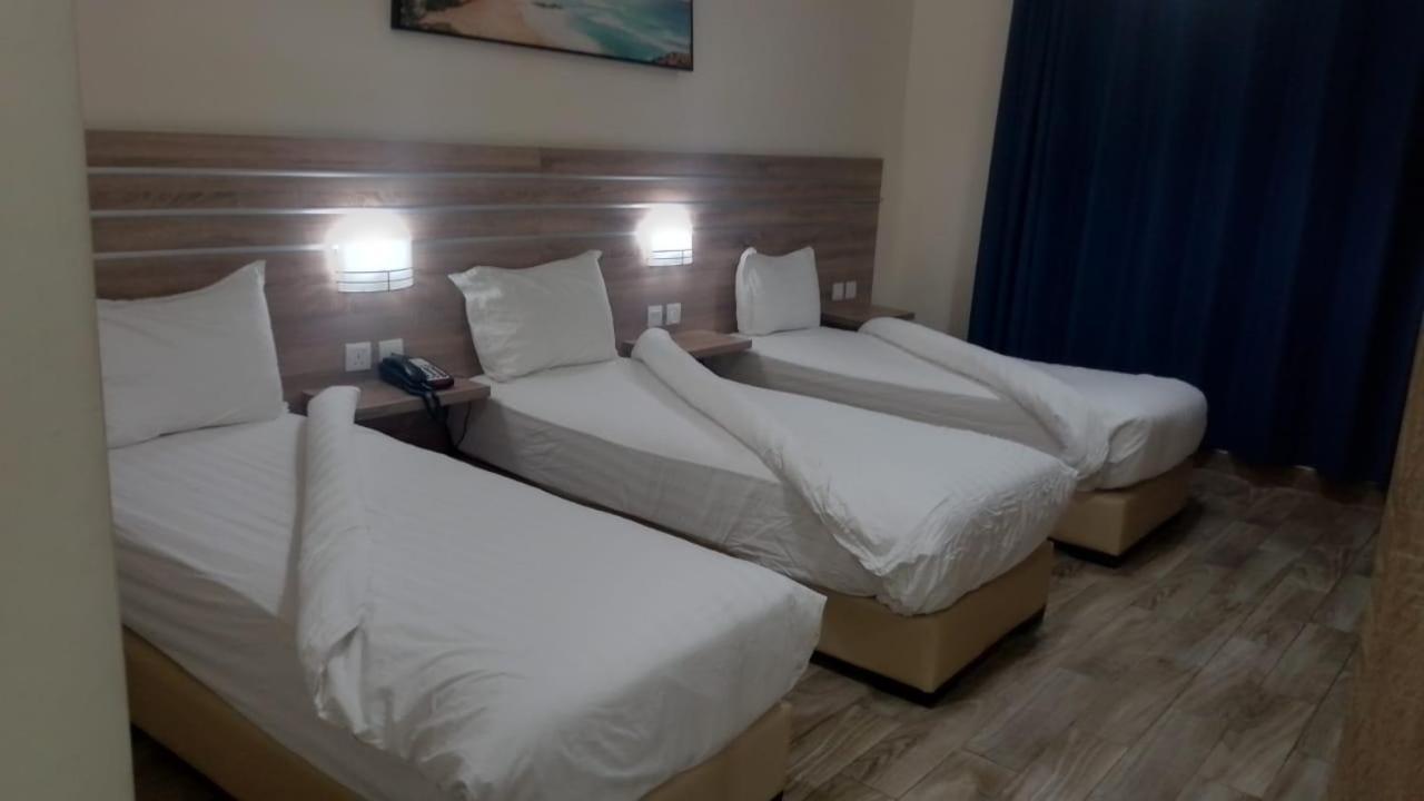 La Riva Hotel 아카바 외부 사진